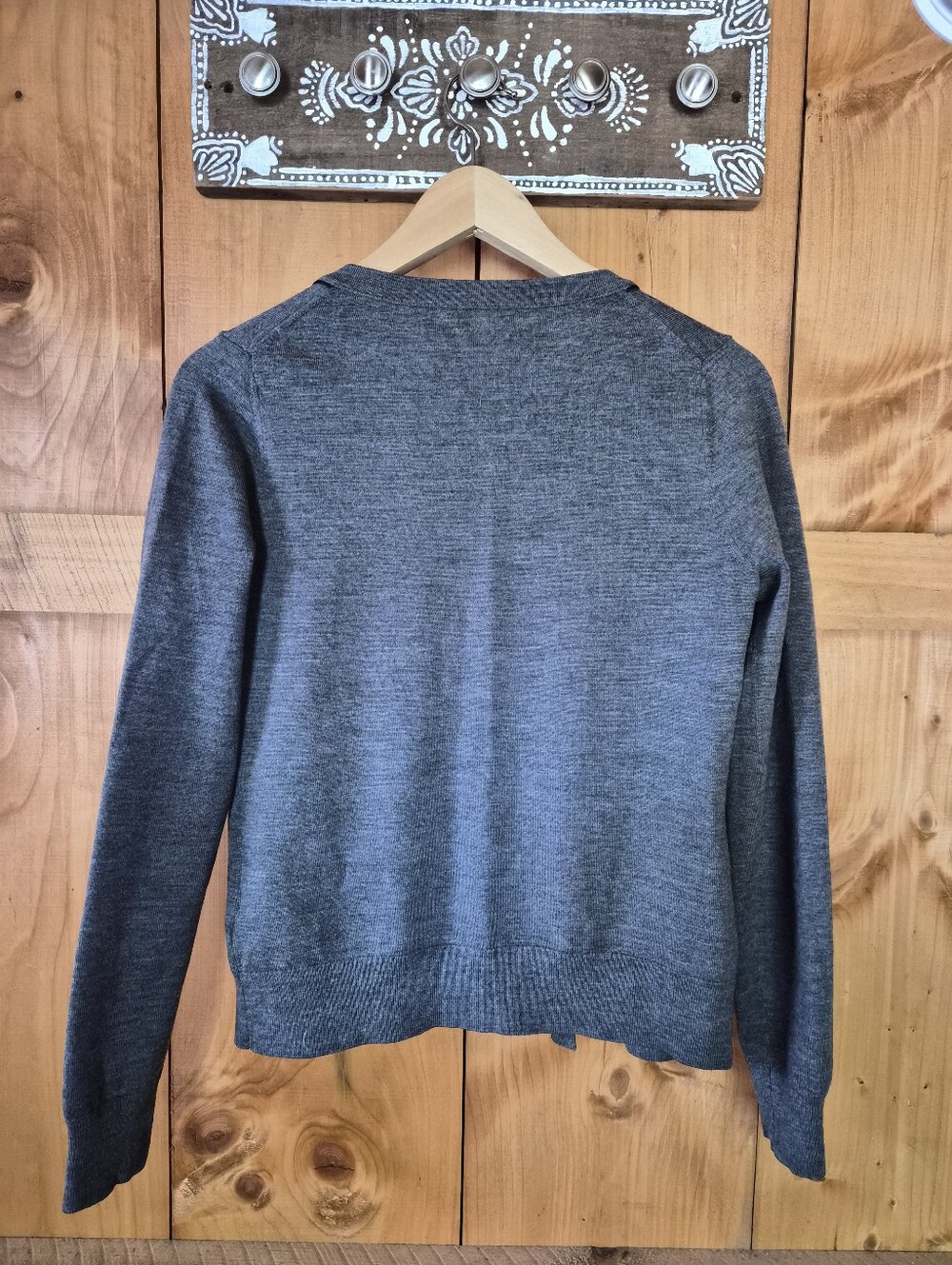 Banana Republic Merino Cardigan - Picture 2 of 3